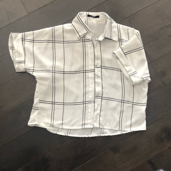 ZAFUL oversized striped cropped button up - Picture 3 of 6